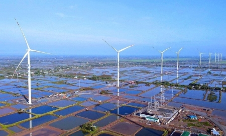 Thúc đẩy đầu tư theo xu thế chuyển đổi xanh, phát triển hạ tầng xanh, carbon thấp, có sức chống chịu trước tác động của biến đổi khí hậu.