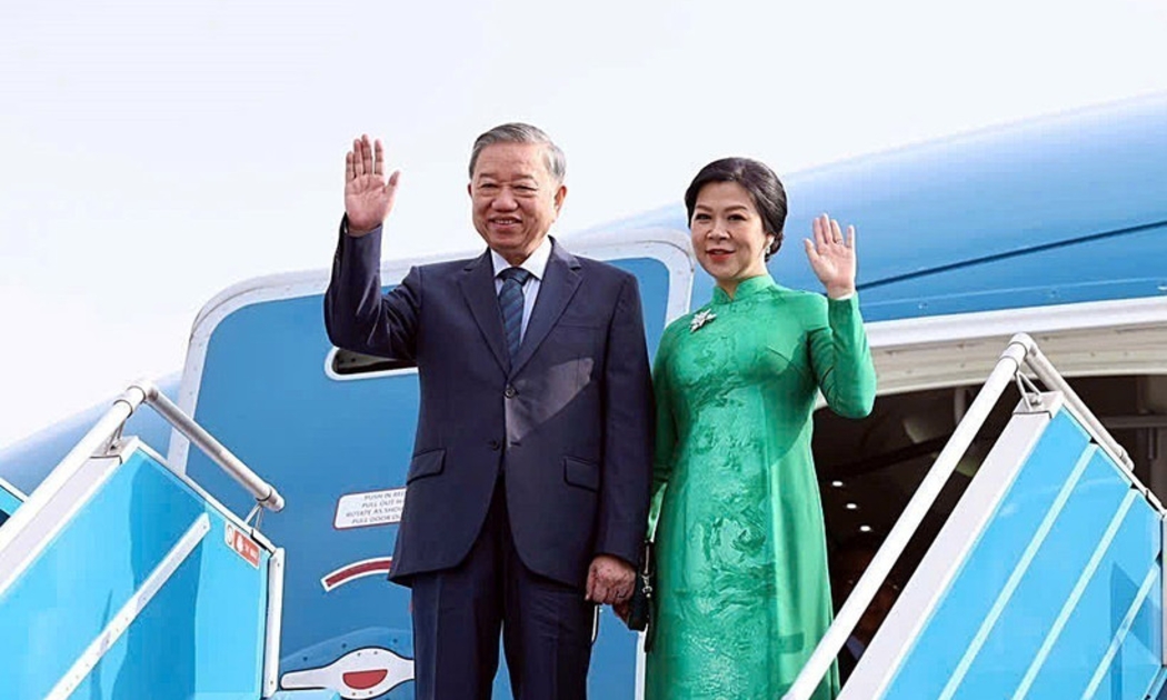 Tổng Bí thư Tô Lâm cùng Phu nhân bắt đầu chuyến thăm cấp Nhà nước tới Hàn Quốc. Ảnh: TTXVN