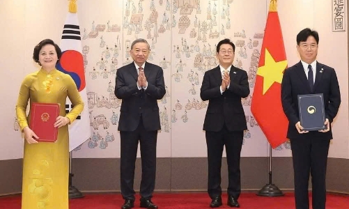 Việt Nam - Hàn Quốc ký kết bản ghi nhớ về phái cử và tiếp nhận lao động sang Hàn Quốc