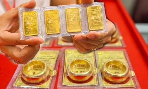 Giá vàng SJC vọt lên trên 126 triệu đồng/lượng, lập đỉnh lịch sử