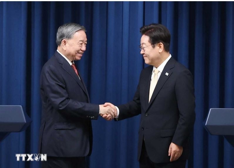 Vietnam, RoK issue joint statement on deepening comprehensive strategic partnershipint