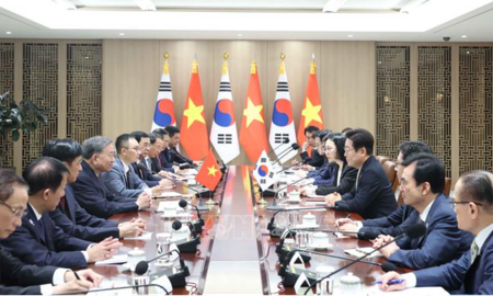 Hàn Quốc sẵn sàng đồng hành cùng Việt Nam trong chặng đường phát triển