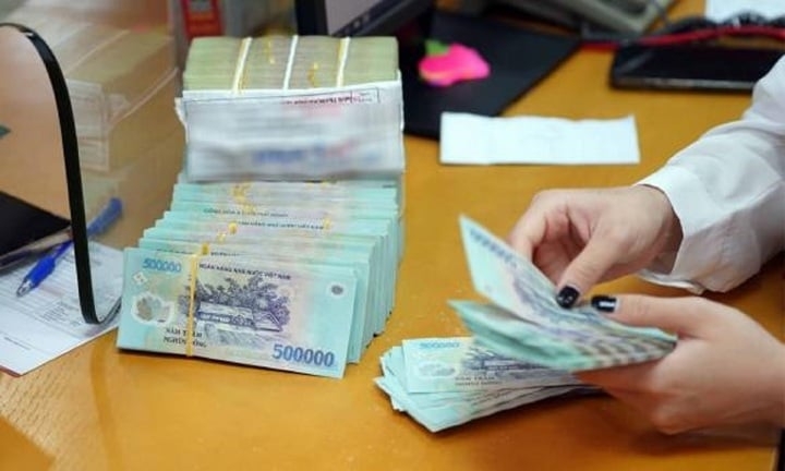 Cổ đông lớn và lãnh đạo ngân hàng không được bảo hiểm tiền gửi bồi thường nếu ngân hàng mất khả năng chi trả.