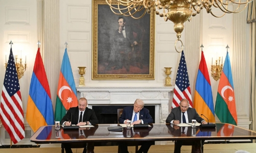 Tổng thống Trump làm trung gian để Azerbaijan và Armenia ký thỏa thuận hòa bình