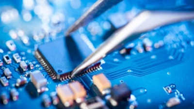 Vietnam secures order for 5,000 drones, 100 million chips from South Korea
