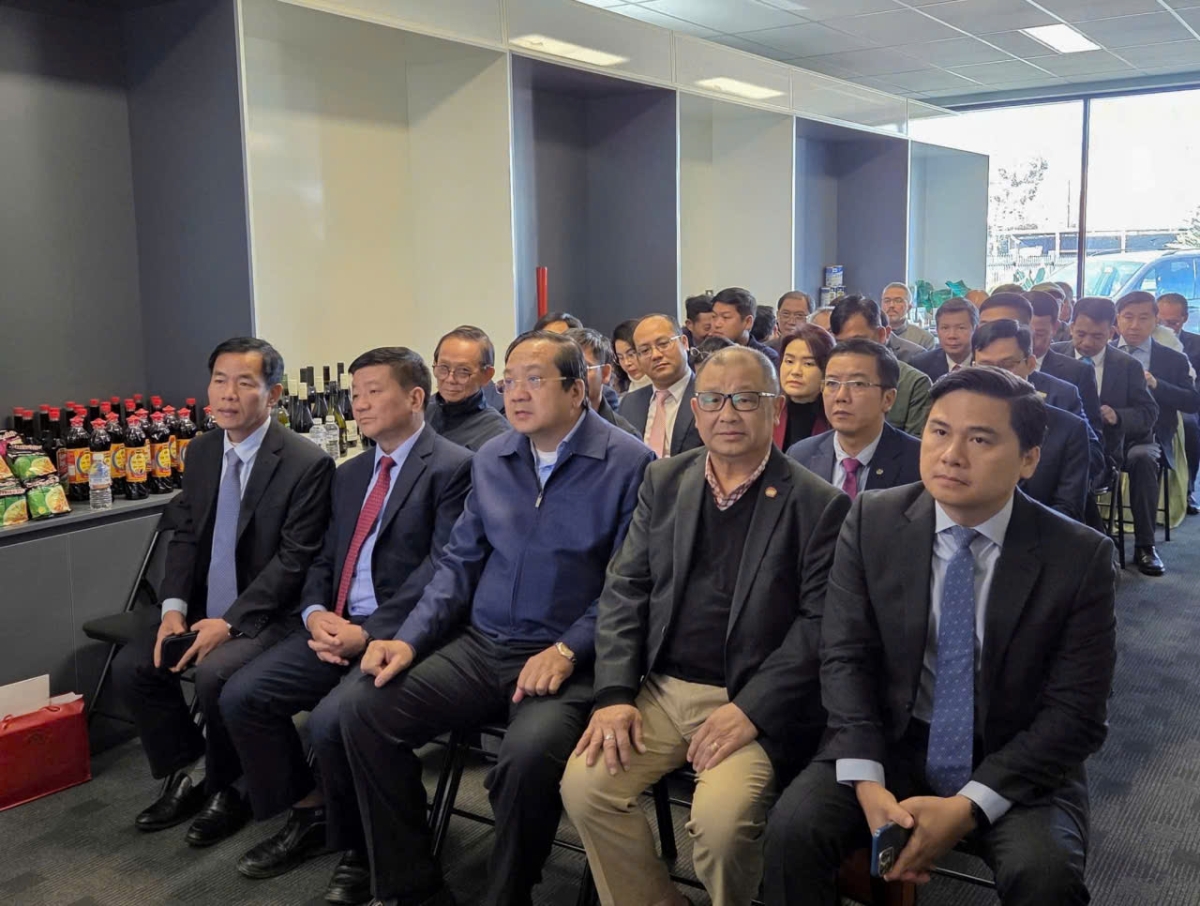 Hoạt động này không chỉ góp phần quảng bá hình ảnh và thế mạnh của thành phố cố đô tại thị trường quốc tế, mà còn mở rộng mạng lưới kết nối, thúc đẩy thương mại và đầu tư song phương.