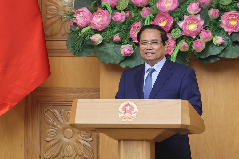 Thủ tướng Phạm Minh Chính chủ trì toạ đàm với các doanh nghiệp Nhật Bản. Ảnh: VGP