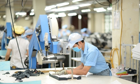 Doanh nghiệp tư nhân Tây Bắc: “Bao giờ hết cảnh làm thuê trên sân nhà?”