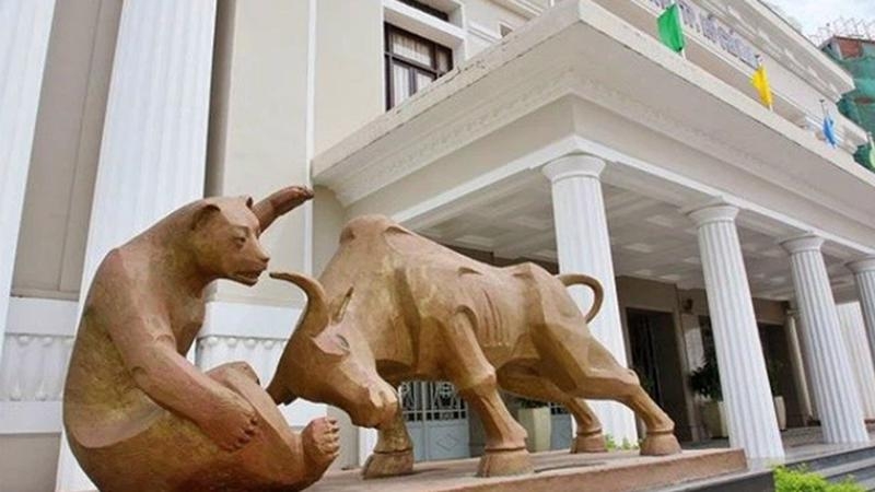 Sở Giao dịch Chứng khoán Tp.HCM (HOSE).