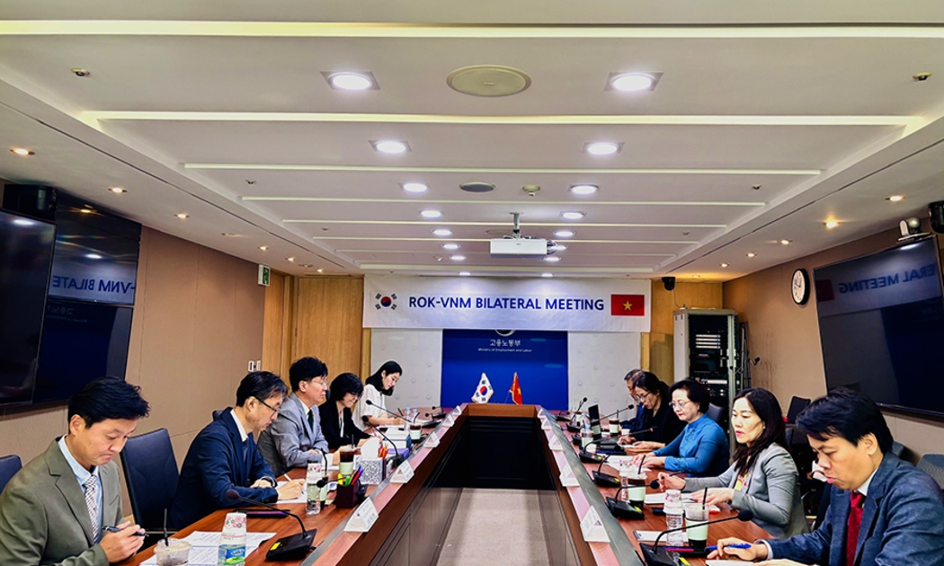 Hội đàm giữa Bộ Nội vụ Việt Nam và Bộ Việc làm và Lao động Hàn Quốc. Ảnh: MOHA.