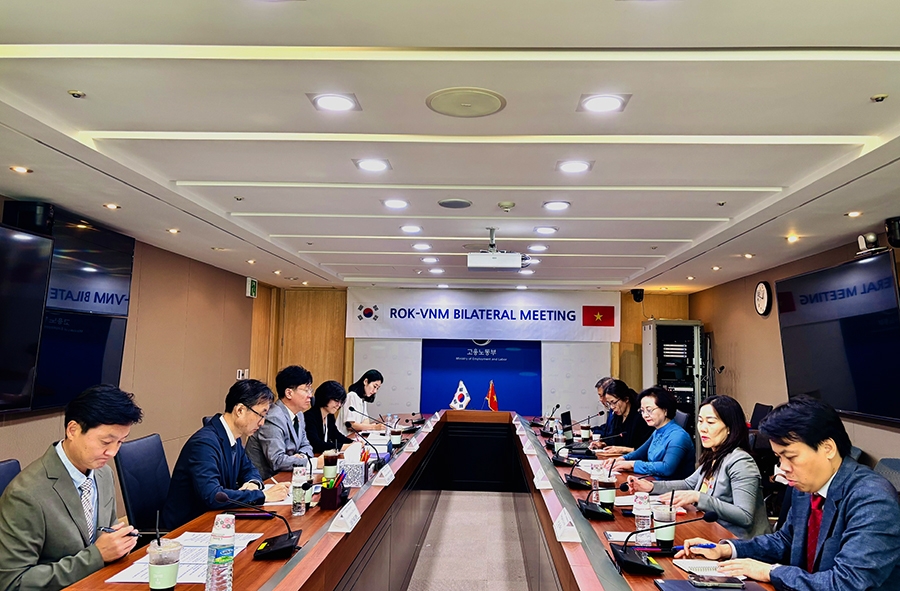 Hội đàm giữa Bộ Nội vụ Việt Nam và Bộ Việc làm và Lao động Hàn Quốc. Ảnh: MOHA.