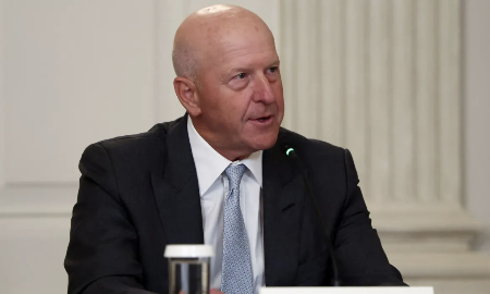 Tổng thống Trump chỉ trích CEO Goldman Sachs