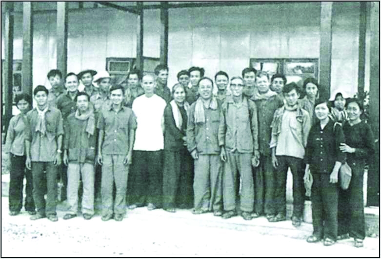 Đoàn cán bộ Vietcombank làm việc với Ban Kinh tài về số liệu của Trung ương chi viện cho B2 (năm 1972).