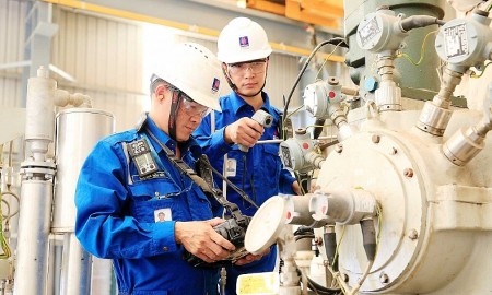 Hàng triệu lao động đối diện nguy cơ bị thay thế bởi robot và AI