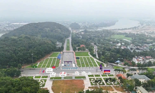 Quảng trường Hàm Rồng (Thanh Hóa) thành đường đua quốc gia