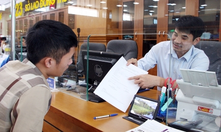 Bắc Ninh ngăn ngừa “cò giấy tờ” tại các trung tâm phục vụ hành chính công