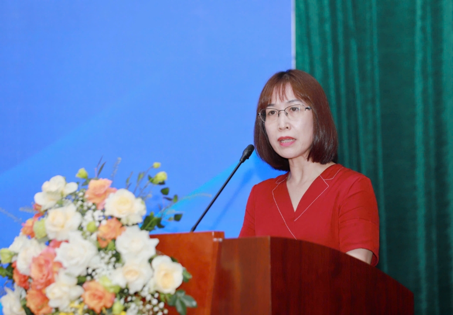 Bà Vi Thị Hồng Minh, Phó Giám đốc Văn phòng Giới sử dụng lao động – Liên đoàn Thương mại và Công nghiệp Việt Nam (VCCI). Ảnh: Tô Thế.