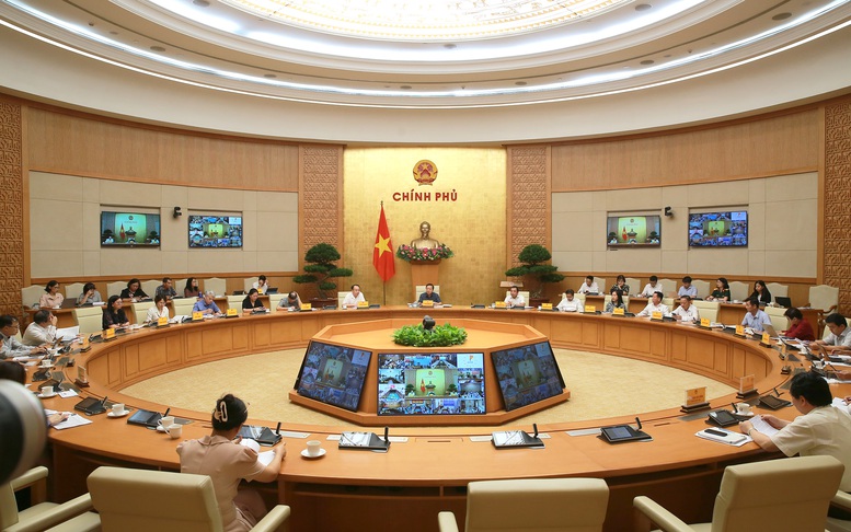 Phó Thủ tướng Trần Hồng chủ trì cuộc họp trực tiếp, kết hợp trực tuyến toàn quốc cho ý kiến về dự thảo Luật Đất đai (sửa đổi).
