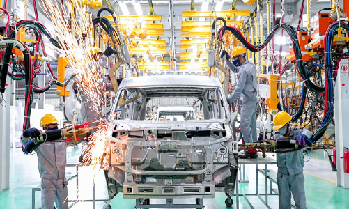 Bộ Tài chính đề xuất bãi bỏ thủ tục cấp phép đầu tư ra nước ngoài