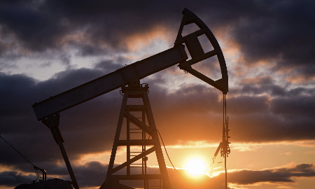 IEA bi quan, OPEC lạc quan về nhu cầu tiêu thụ dầu toàn cầu
