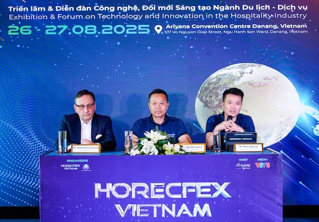 Ban tổ chức buổi họp báo thông tin về sự kiện. Ảnh Ngô Anh Văn