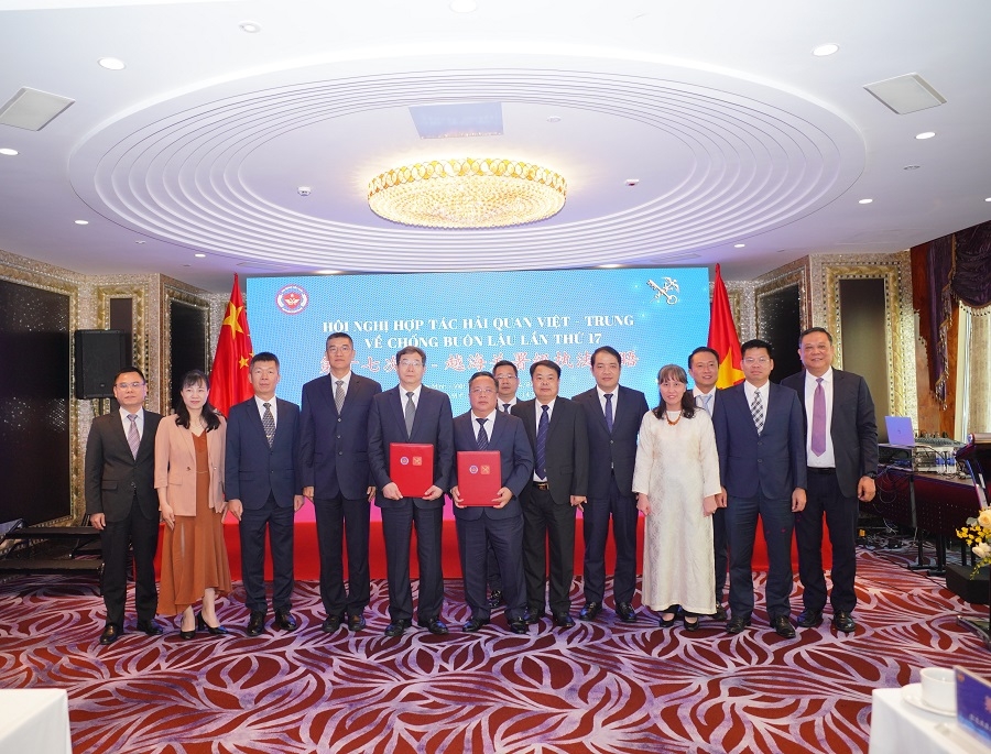 Toàn cảnh Hội nghị. 