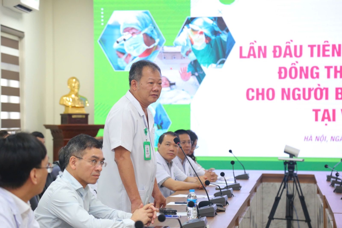 TS.BS Dương Đức Hùng, Giám đốc Bệnh viện Hữu nghị Việt Đức, trong buổi họp công bố thông tin ca ghép tạng.