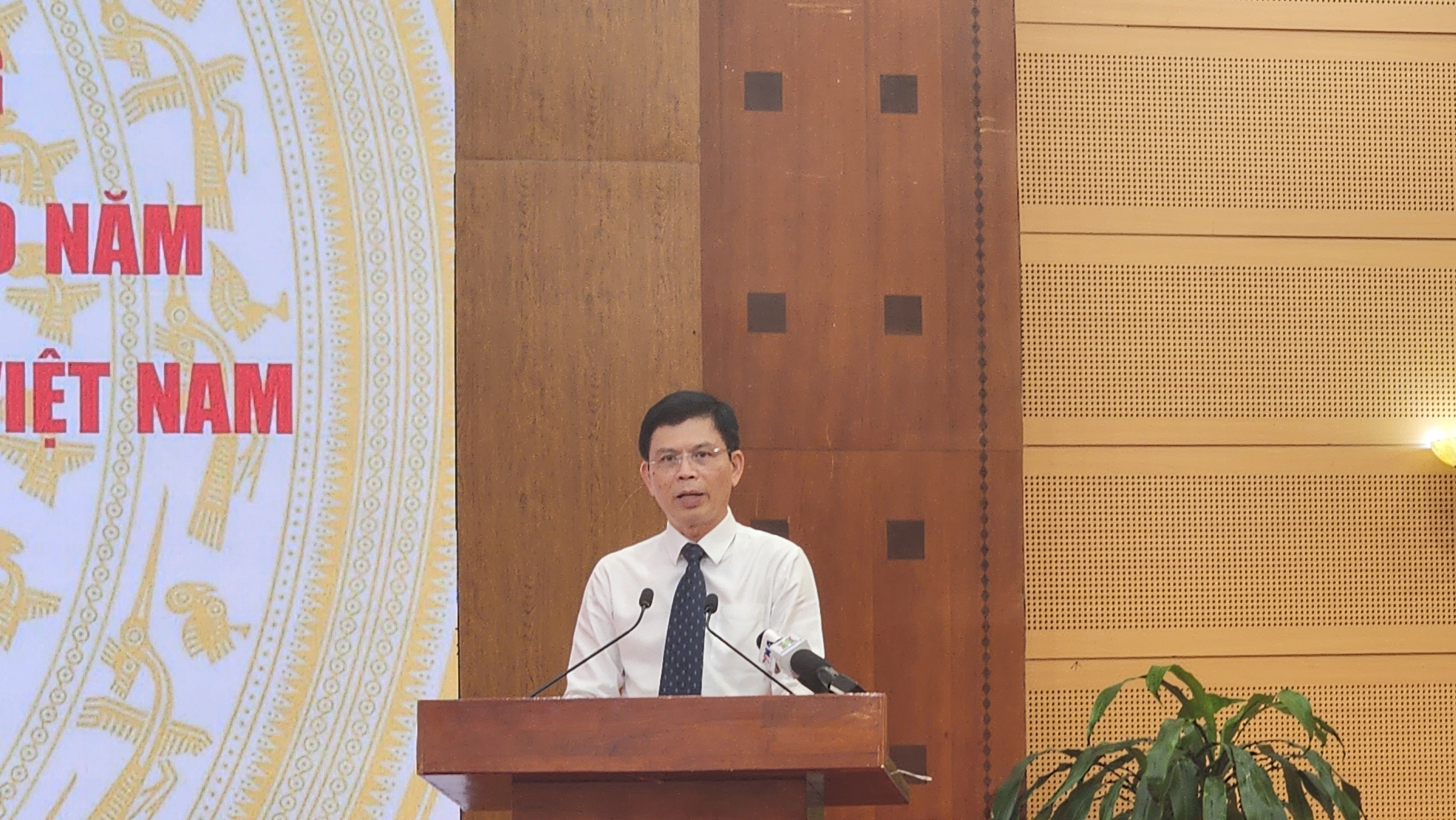 Thứ trưởng Bộ Xây dựng Lê Anh Tuấn phát biểu tại sự kiện. Ảnh: Việt An.
