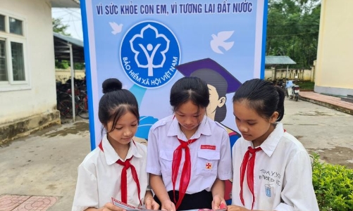 Chi tiết mức đóng bảo hiểm y tế của học sinh, sinh viên TP. HCM sau sáp nhập