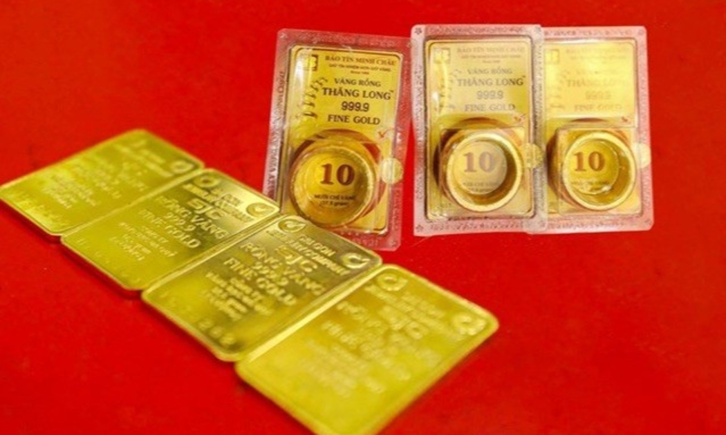 Giá mua, bán vàng miếng SJC tăng gấp đôi giá vàng nhẫn “4 số 9”