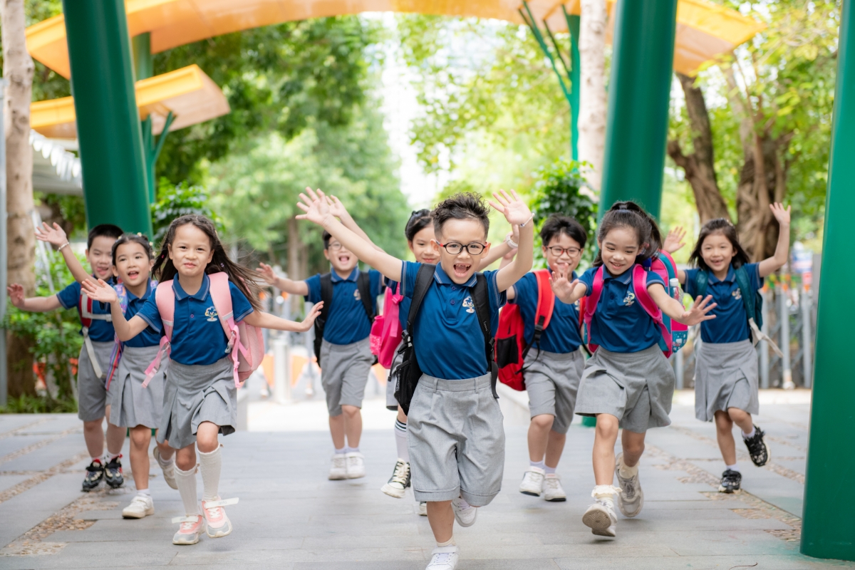 Học sinh được học tập trong môi trường thúc đẩy phát triển toàn diện.