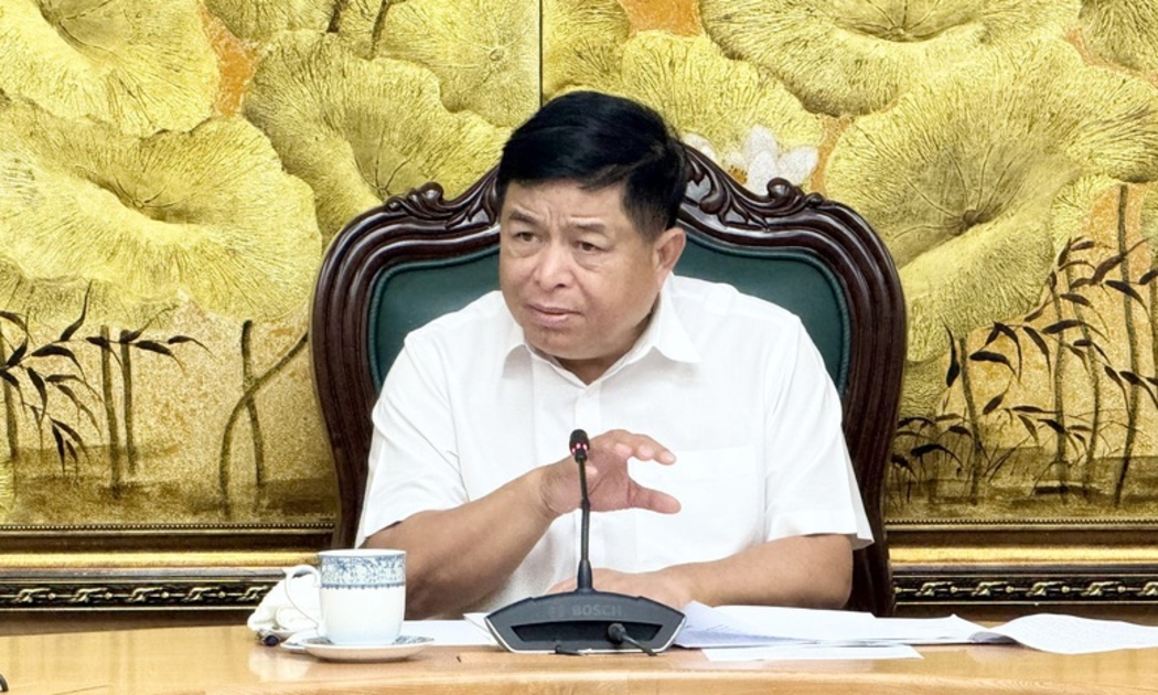Phó Thủ tướng Chính phủ Nguyễn Chí Dũng yêu cầu phải bảo đảm tính khẩn trương và chất lượng các dự án luật về khoa học - công nghệ - Ảnh: VGP. 
