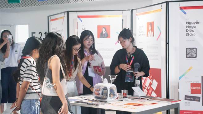 Dazzled by a vibrant array of creative works at BUV’s student art exhibition