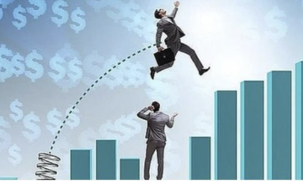 Thị trường bùng nổ, quỹ cổ phiếu báo hiệu suất tăng gấp đôi VN-Index, gấp ba lãi tiền gửi 