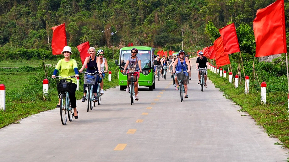 Làng Việt Hải được định hướng chuyển đổi xanh, phát triển du lịch gắn với bảo vệ môi sinh. Ảnh: CTV