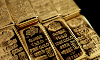 Giá vàng lao dốc sau báo cáo lạm phát Mỹ, quỹ SPDR Gold Trust bán ròng