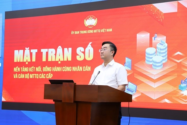 Ông Nguyễn Bá Cát, Phó Chánh văn phòng, Giám đốc Trung tâm Thông tin và chuyển đổi số cơ quan Ủy ban Trung ương Mặt trận Tổ quốc Việt Nam giới thiệu về 