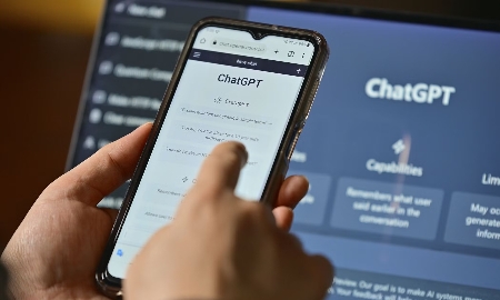 Công chức nhà nước sử dụng tài khoản trí tuệ nhân tạo phải độc lập với tài khoản công vụ