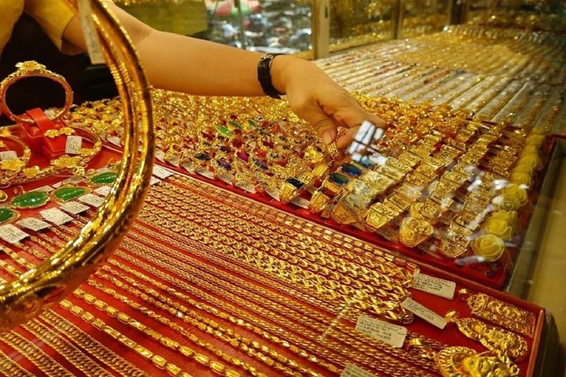 Giá vàng nhẫn “4 số 9” giảm đột ngột so với mặt bằng chung