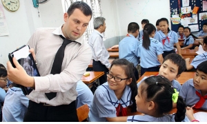 “Nới” thủ tục, quy trình cấp phép cho người lao động nước ngoài tại Việt Nam