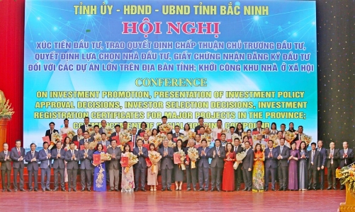 Phó Thủ tướng Nguyễn Hoà Bình dự hội nghị xúc tiến đầu tư tại Bắc Ninh