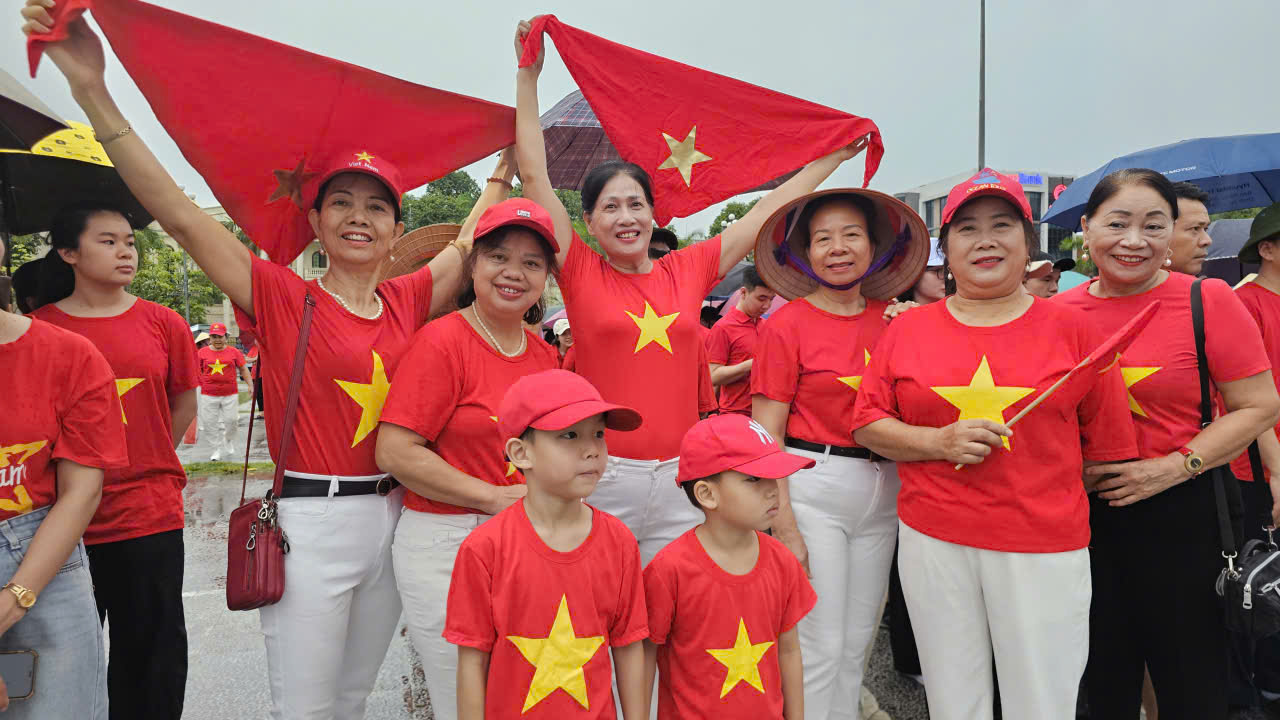 Chương trình được livestream từ Quảng trường Ba Đình, Hà Nội, đồng loạt hưởng ứng tại 34 tỉnh, thành phố với 3.321 xã, phường và đặc khu hành chính trên toàn quốc. 