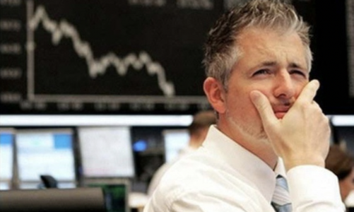 Khối ngoại bán ròng 1.900 tỷ, cổ phiếu nào tâm điểm xả? 