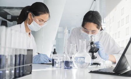 Đề xuất chính sách trọng dụng nhà khoa học, kỹ sư trẻ tài năng: Được xếp lương từ bậc 3 trở lên của chức danh tương ứng