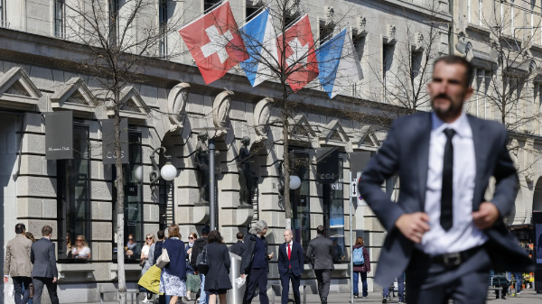 Kinh tế Thụy Sỹ sụt tốc dưới sức ép thuế quan, lãi suất có thể giảm về âm