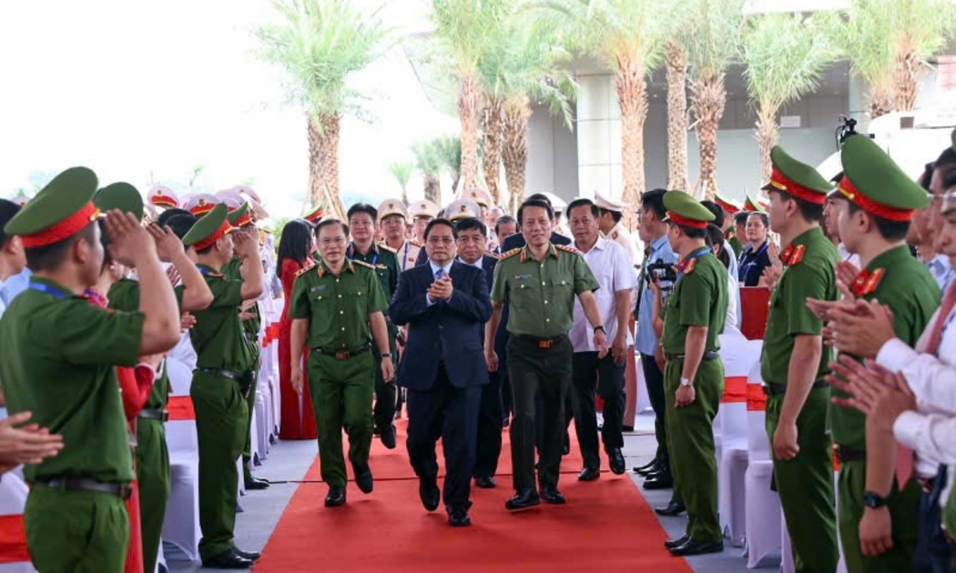 Thủ tướng Chính phủ Phạm Minh Chính tới dự Lễ khai trương Trung tâm dữ liệu quốc gia số 1 - Ảnh: VGP/Nhật Bắc. 