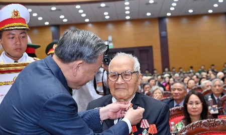 Truyền lửa cho thế hệ trẻ, tiếp tục đổi mới sáng tạo đáp ứng yêu cầu của thời đại mới