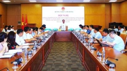 Áp lực đẩy mạnh cải cách hành chính tại Bộ Nông nghiệp và Môi trường
