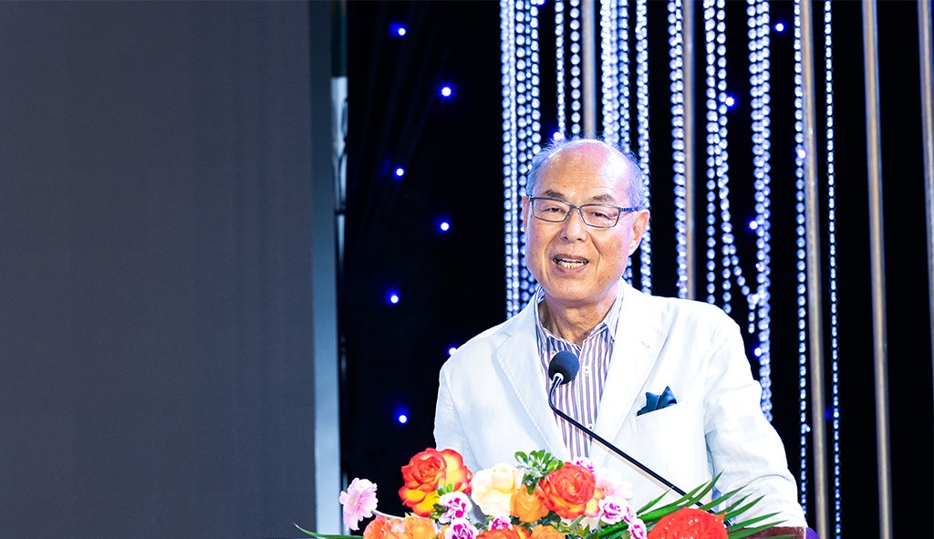GS. Kono Masamitsu, Chuyên gia về Du lịch và Dịch vụ Nhật Bản phát biểu tại Hội thảo. Ảnh: Viết Dư