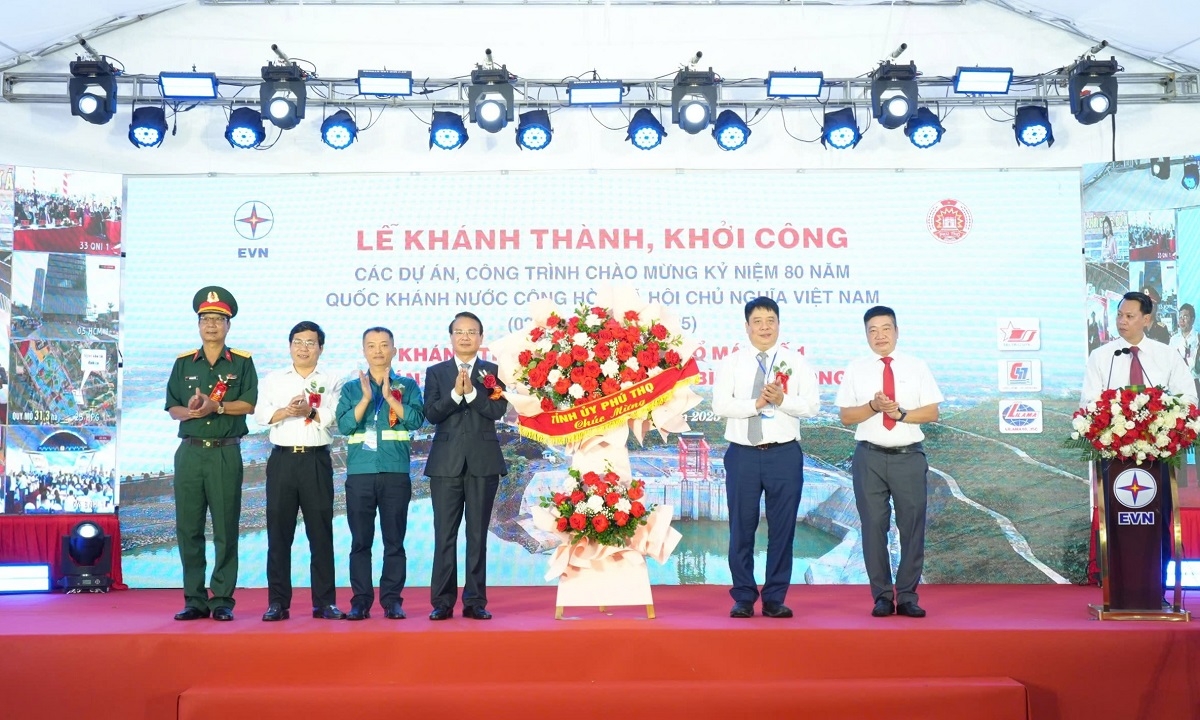 Lễ khánh thành hoà lưới điện tổ máy số 1 - Dự án nhà máy thuỷ điện Hoà Bình mở rộng.